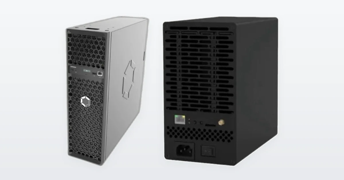 A Canaan Avalon Q 90T home Bitcoin miner and an IceRiver KS7 Lite Kaspa miner.